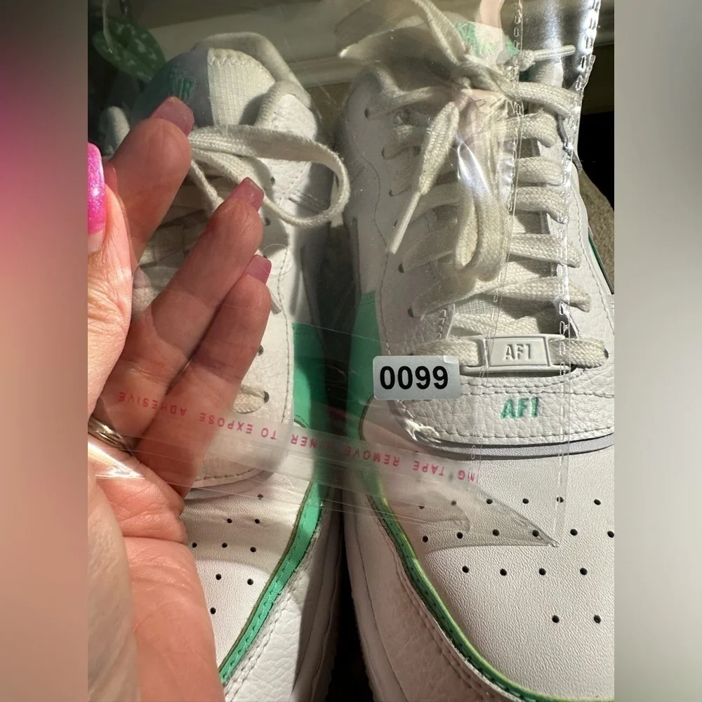 Nike Women's Air Force 1 Shadow 'Infinite Lilac' - Size 12